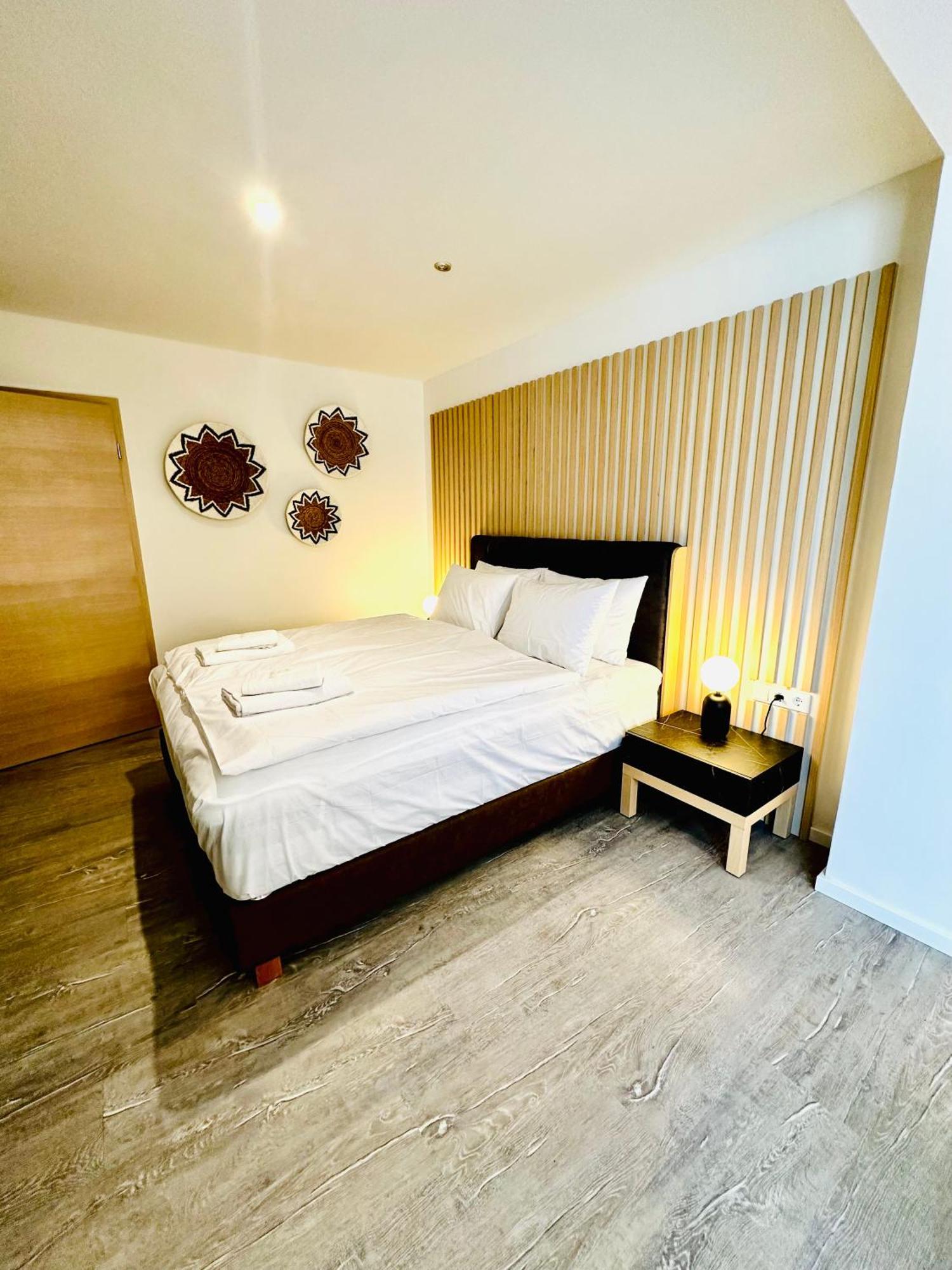 Akropolis Hotel ニュルンベルク エクステリア 写真