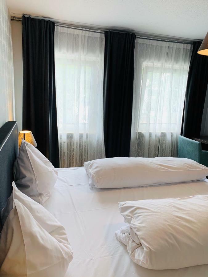 Akropolis Hotel ニュルンベルク エクステリア 写真