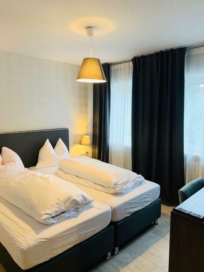 Akropolis Hotel ニュルンベルク エクステリア 写真